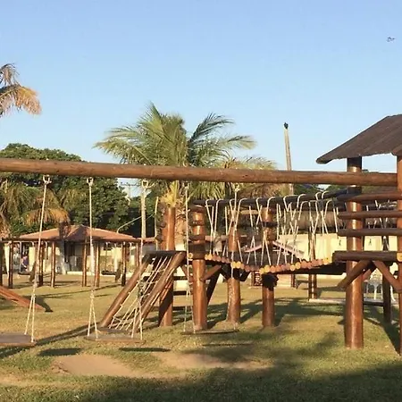Casa em Cabo Frio com piscina privativa, até 10 pessoas-3